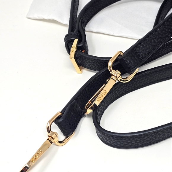 Black Handbag - Picture 2 of 11